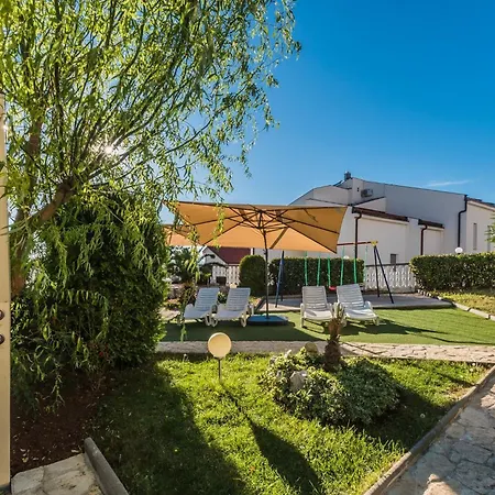 Schoene Fuer Maximal 4 Personen Apartman *
