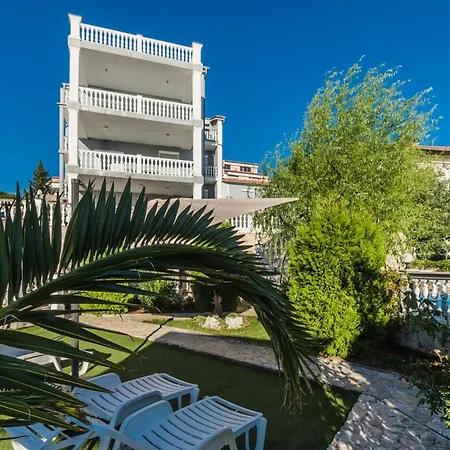 Apartment Schoene Fuer Maximal 4 Personen *