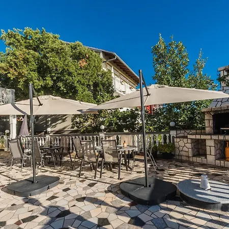 Apartment Schoene Fuer Maximal 4 Personen Crikvenica